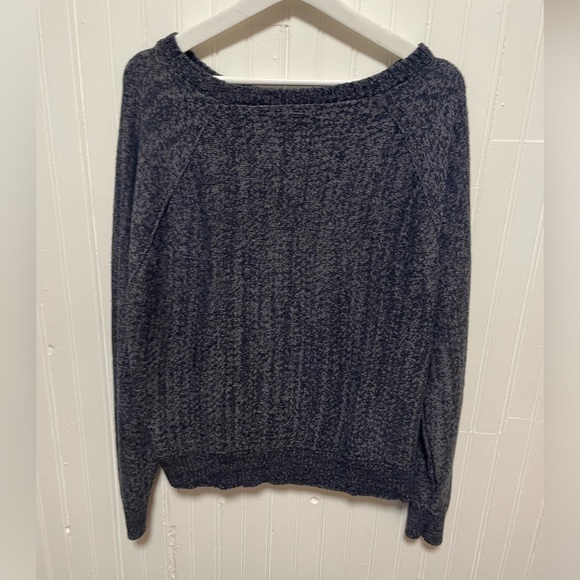 O’Neill black and grey sweater size large - Picture 1 of 5